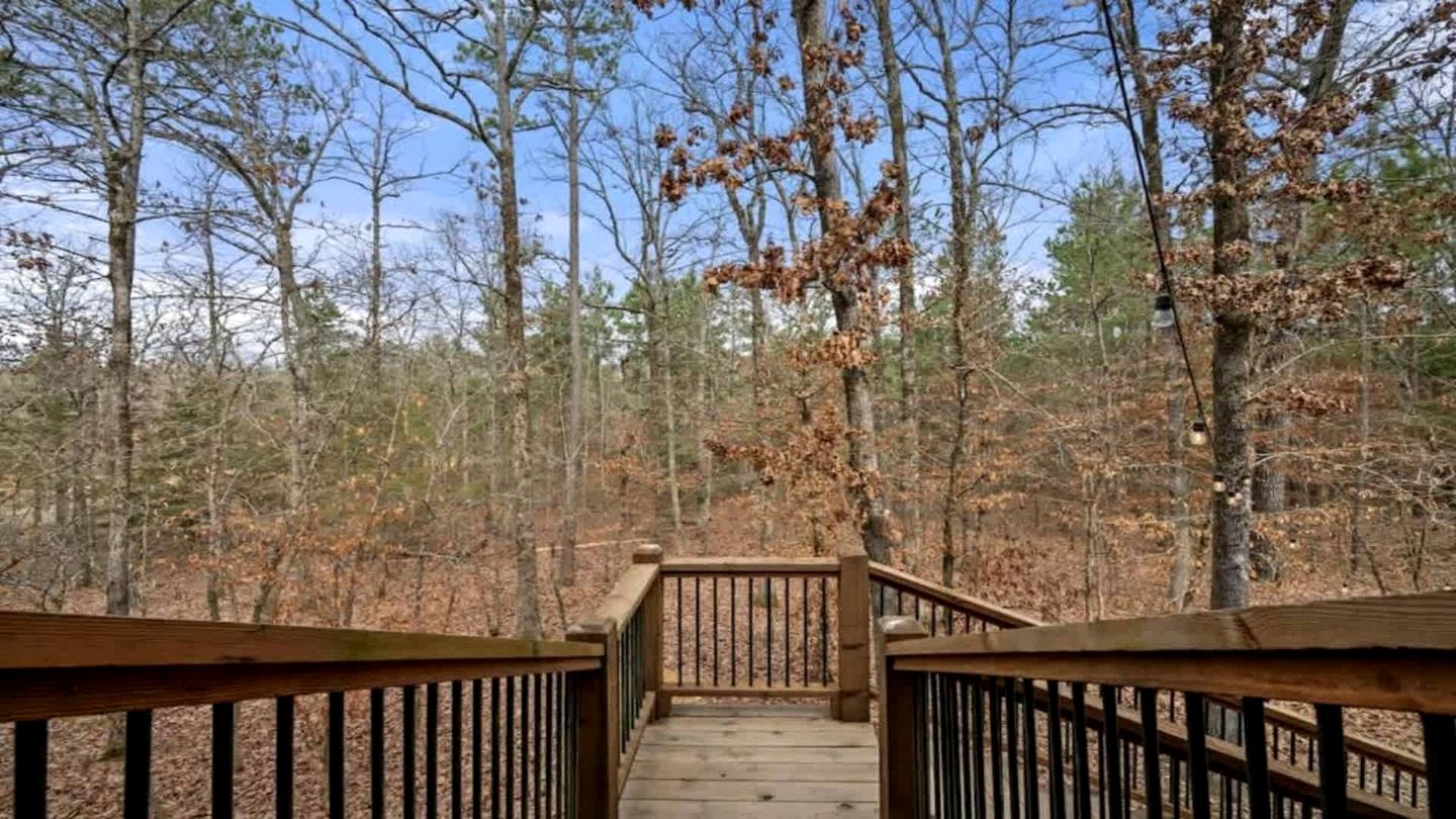 Luxury Cabin Retreat with Hot Tub, Fire Pit & Game Deck in Broken Bow, Oklahoma