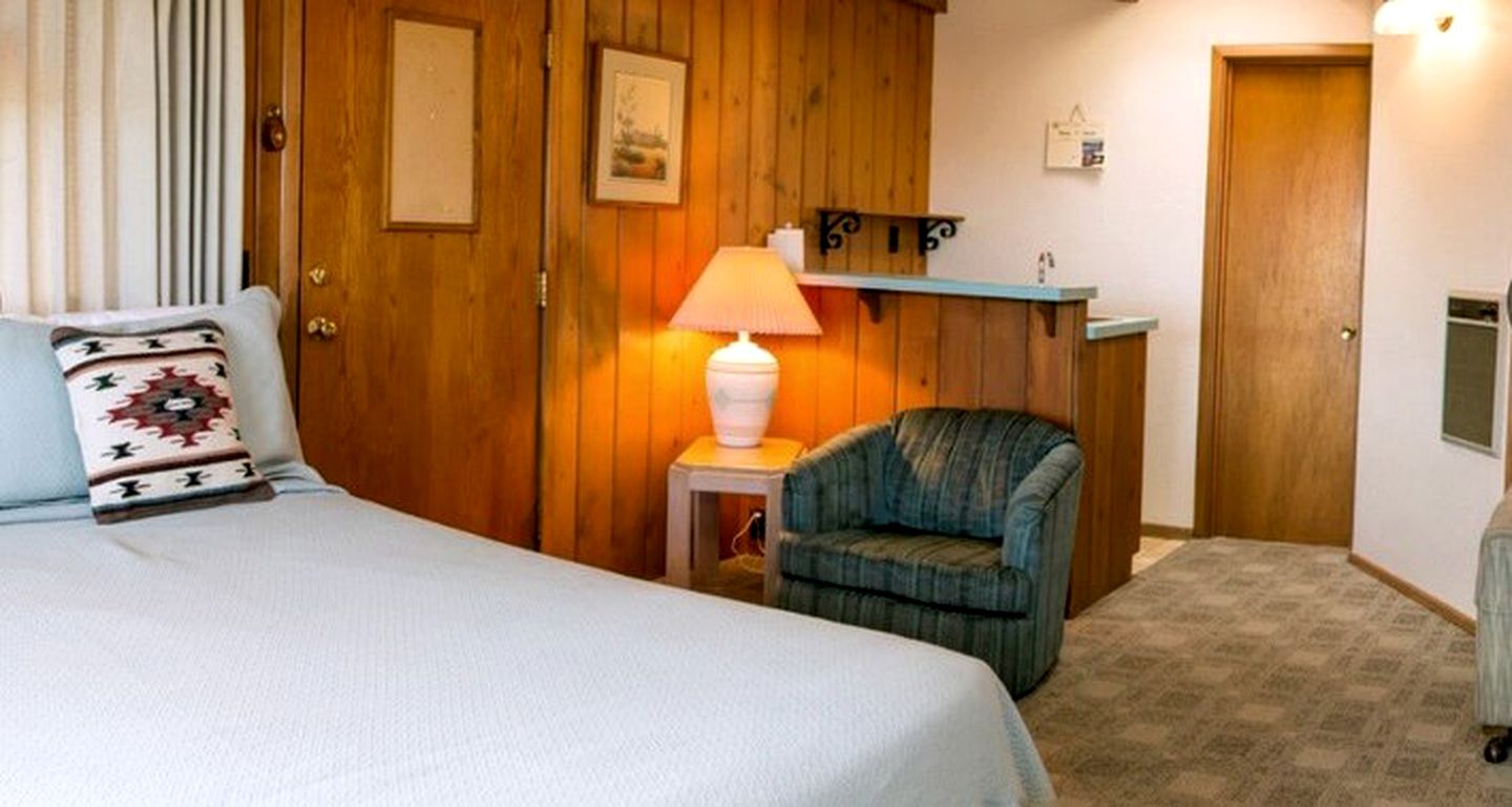 Nature Lodges (Wickenburg, Arizona, United States)