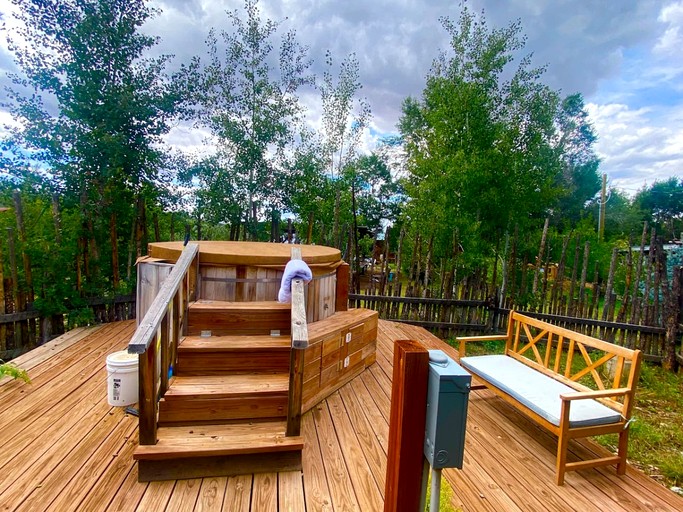 Cabins (United States of America, San Cristobal, New Mexico)