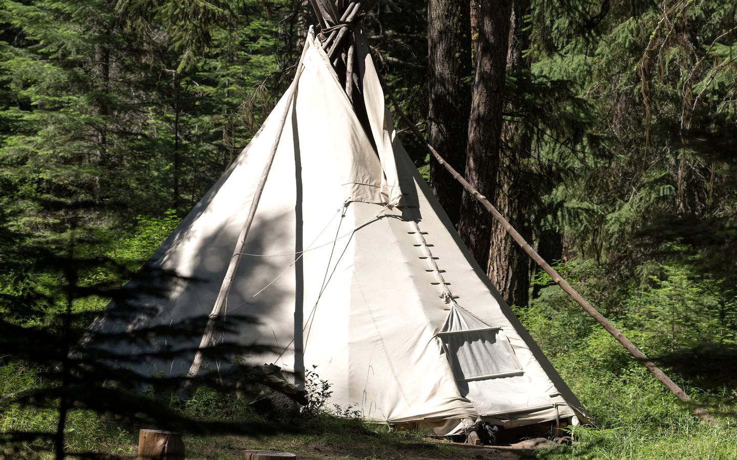 Tipis (Enterprise, Oregon, United States)