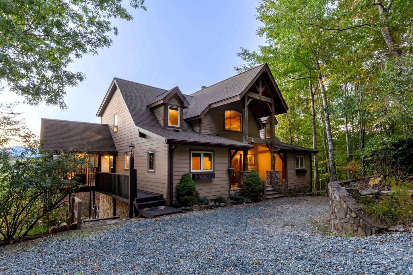 Cabins (United States of America, Bryson City, North Carolina)