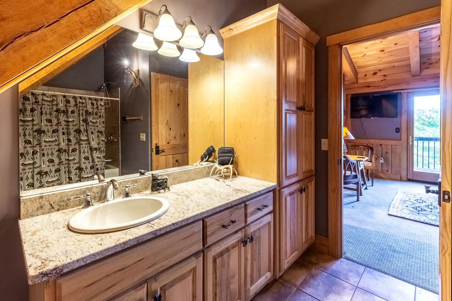 Luxury Timber Frame Cabin with Lake Views & Private Trails near Fontana Lake and Bryson City, NC