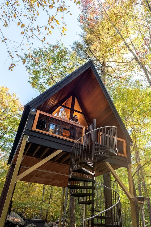 Tree Houses (United States of America, Sanford, Maine)
