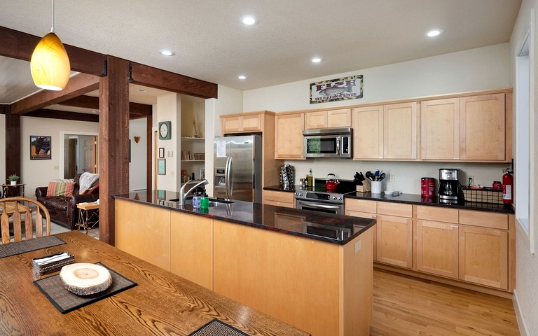 Vacation Rentals (United States of America, Cameron, Montana)