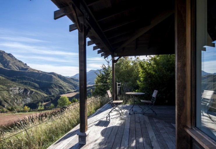 Nature Lodges (Treble Cone, South Island, New Zealand)