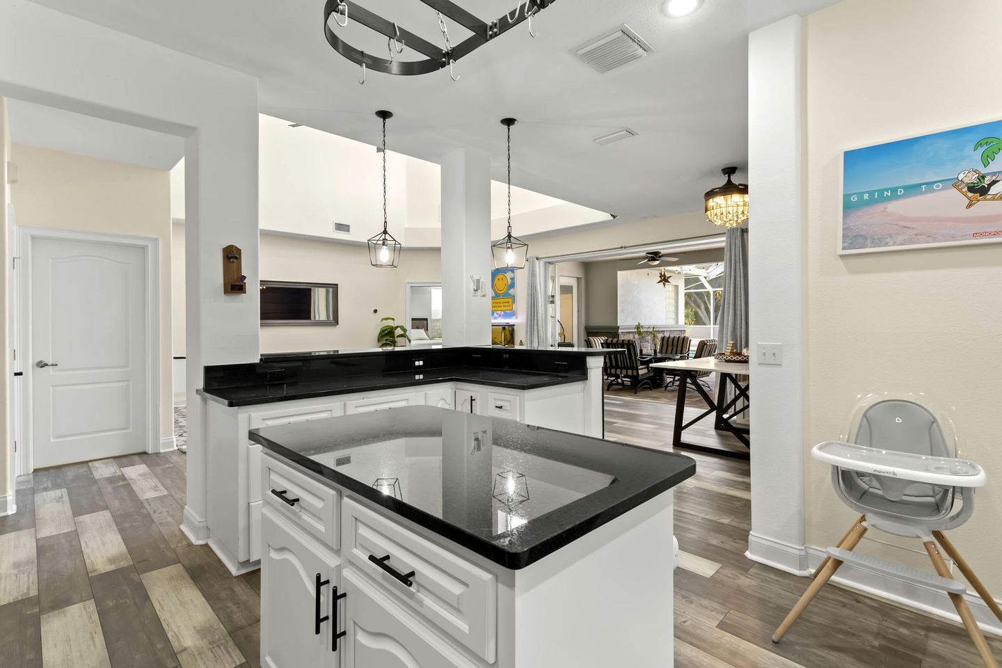 Modern Spacious Getaway: Heated Pool, Movie Room, Huge Yard & Event-Friendly in New Port Richey, Florida