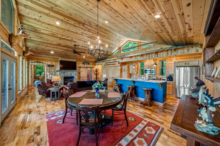 Cabins (United States of America, Mentone, Alabama)