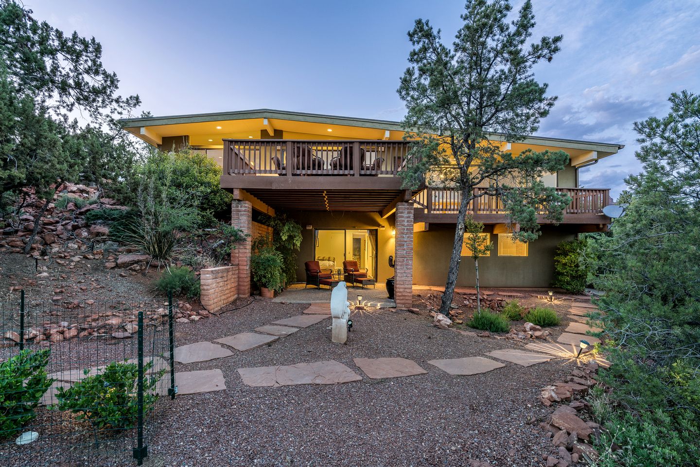 Secluded Rental with Spa and Panoramic Mountain Views in Arizona
