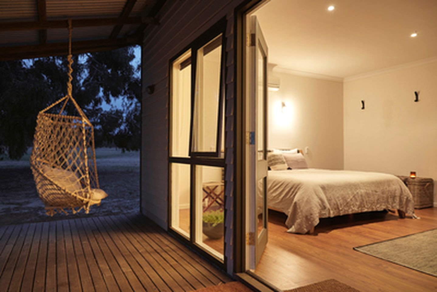 Cabins (Forest Grove, Western Australia, Australia)