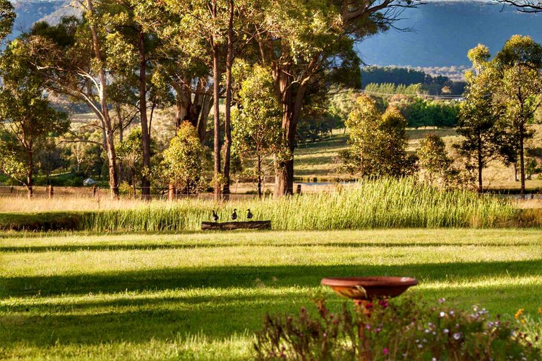 Glamping in Harmony with the Great Outdoors in this Wonderful Cottage in the Blue Mountains