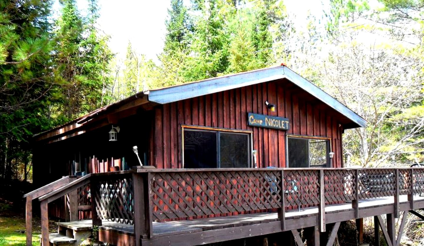 Cabins (Mattawa , Ontario, Canada)