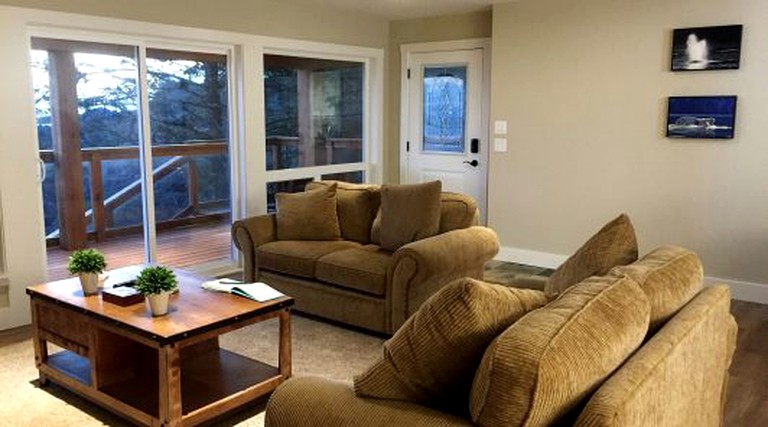 Nature Lodges (Ucluelet, British Columbia, Canada)