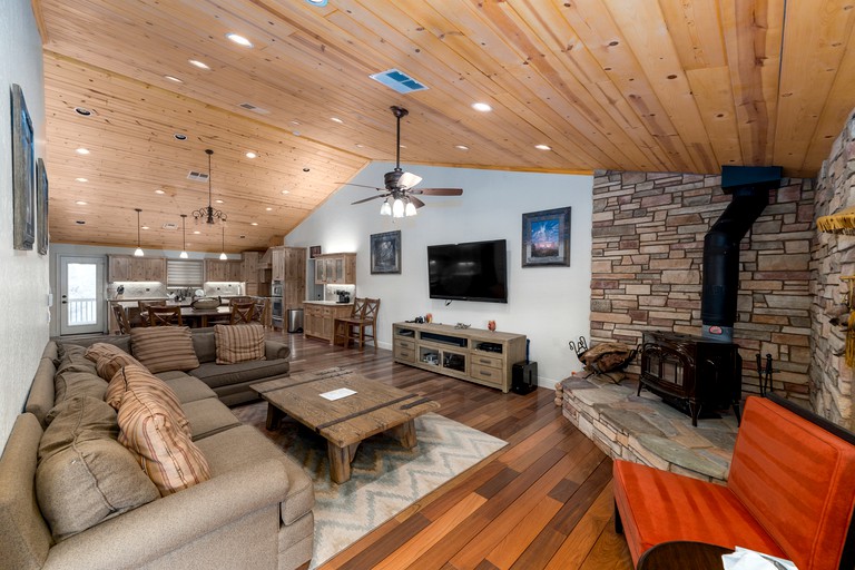 Cabins (United States of America, Big Bear City, California)
