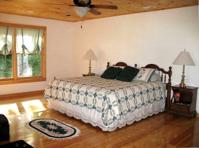 Cabins (Topton, North Carolina, United States)