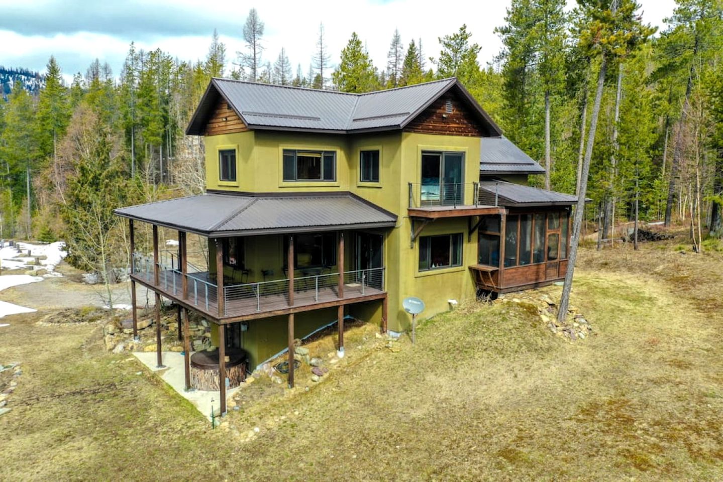 Cabins (United States of America, Columbia Falls, Montana)