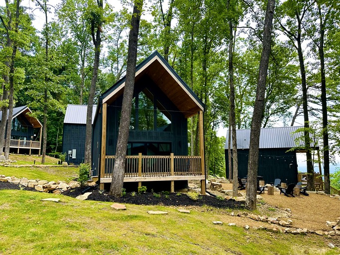 Modern Cottage with Fire Pit in Sevierville, Tennessee
