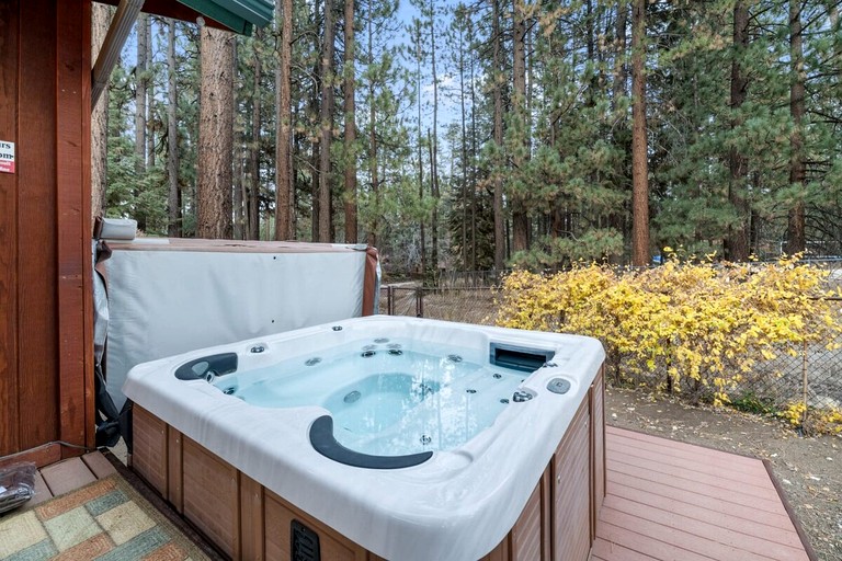 Cabins (United States of America, Big Bear Lake, California)
