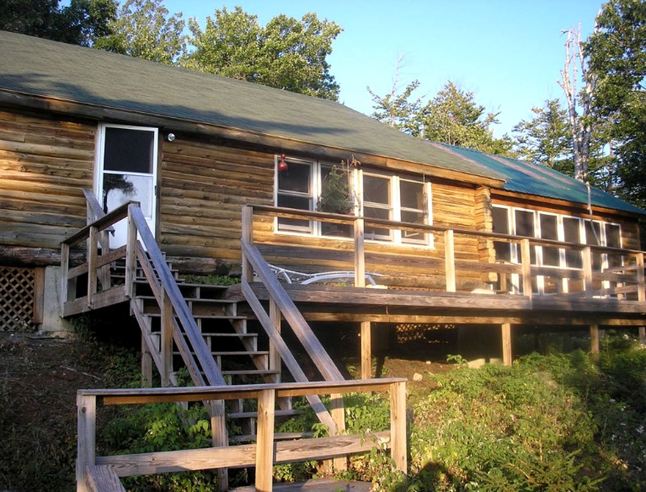 Cabins (Monson, Maine, United States)