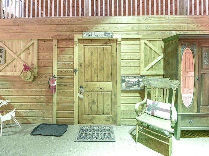 Cabins (United States of America, Round Top, Texas)