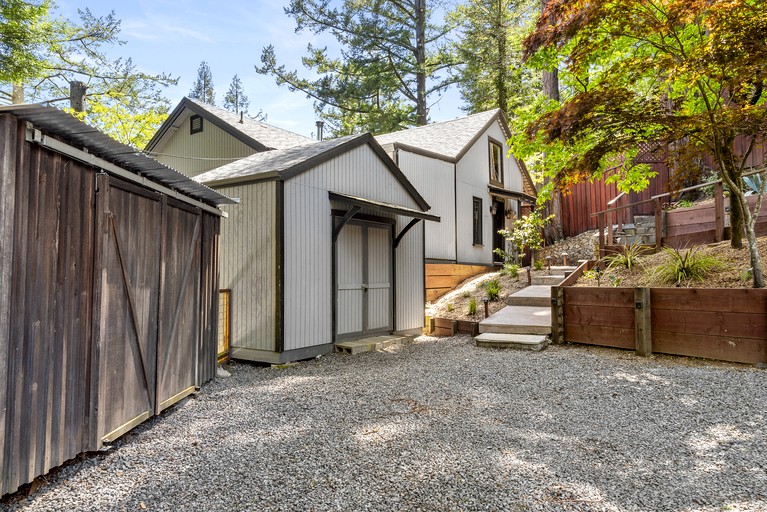 Cabins (United States of America, Guerneville, California)