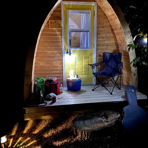 Pods (Canada, Ingonish Beach, Nova Scotia)