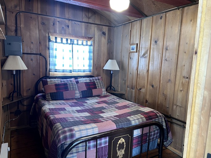 Cabins (United States of America, Columbine, Colorado)