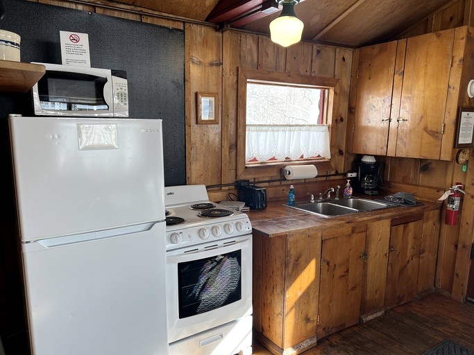 Cabins (United States of America, Columbine, Colorado)