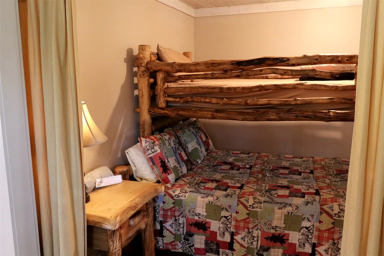 Cabins (United States of America, Columbine, Colorado)