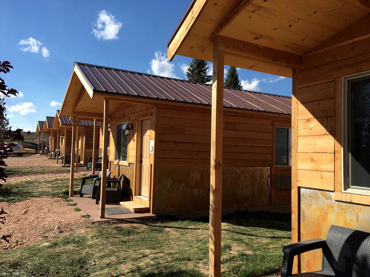 Cabins (Hatch, Utah, United States)