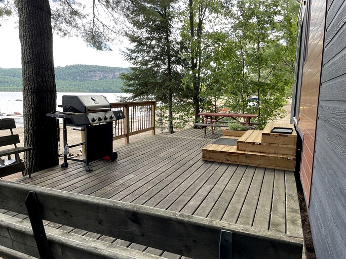 Tiny houses (Canada, Petawawa, Ontario)