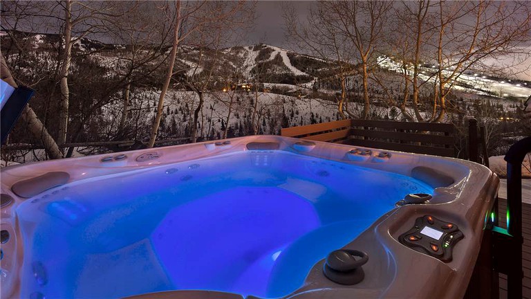 Cabins (Steamboat, Colorado, United States)