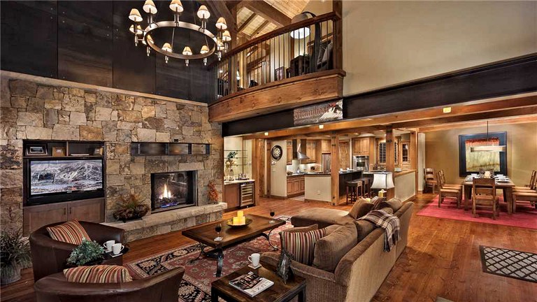 Cabins (Steamboat Springs, Colorado, United States)