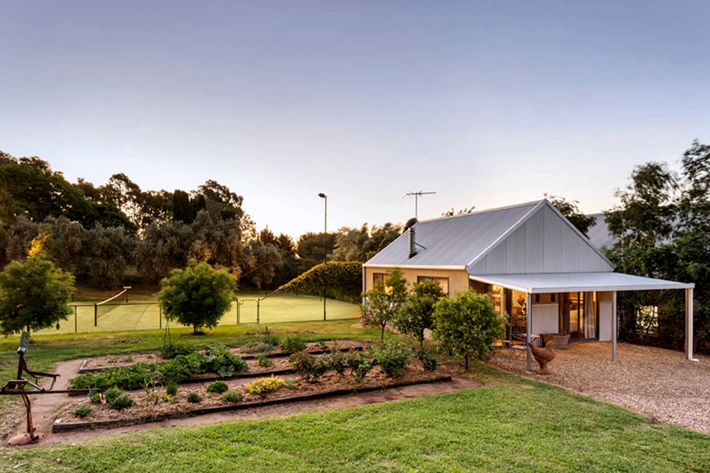 Cottages (Wangaratta, Victoria, Australia)