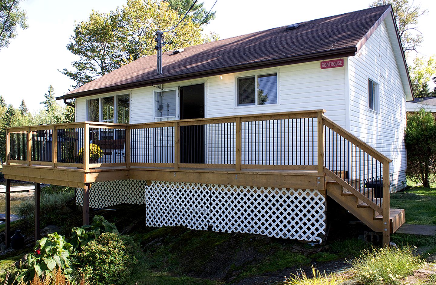 Cabins (Callander, Ontario, Canada)