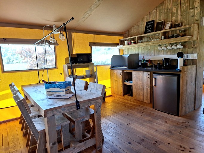Safari Tents (Portugal, Mouronho, Coimbra District)