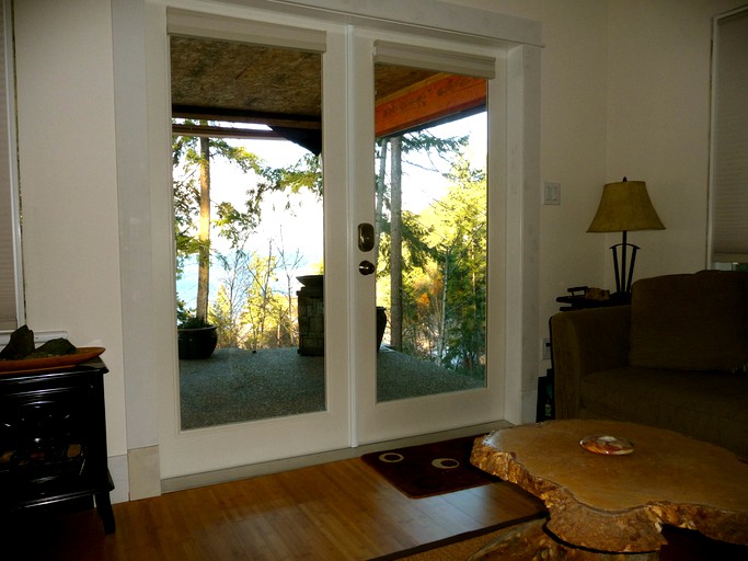 Nature Lodges (Nelson, British Columbia, Canada)