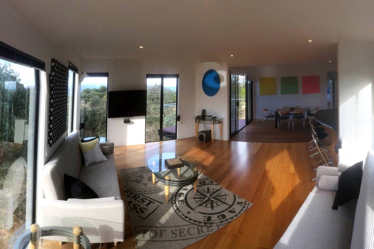 Cottages (Dolphin Sands, Tasmania, Australia)