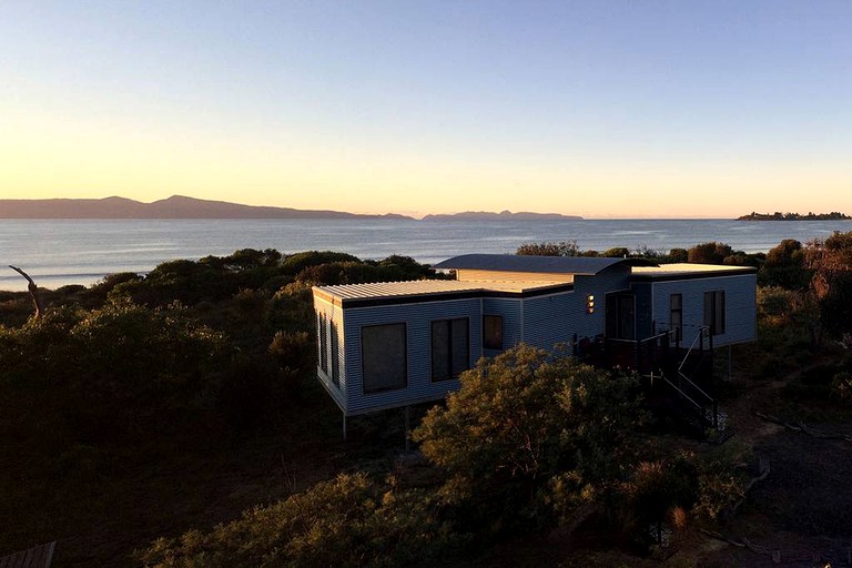 Cottages (Dolphin Sands, Tasmania, Australia)
