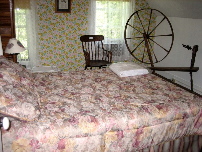 Cottages (Indian Purchase, Maine, United States)