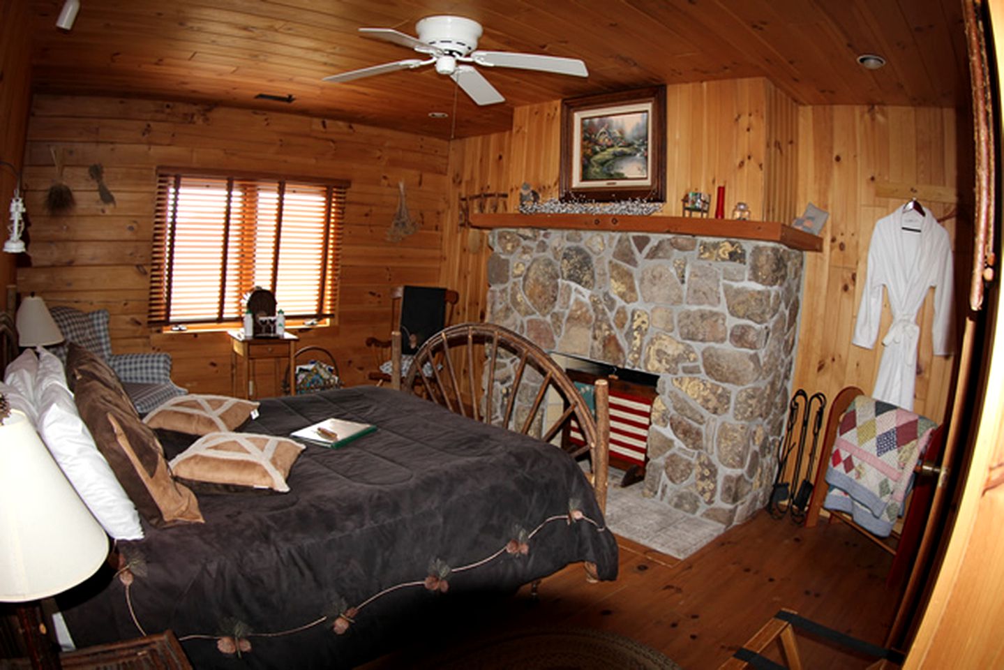 Nature Lodges (Cabins, West Virginia, United States)