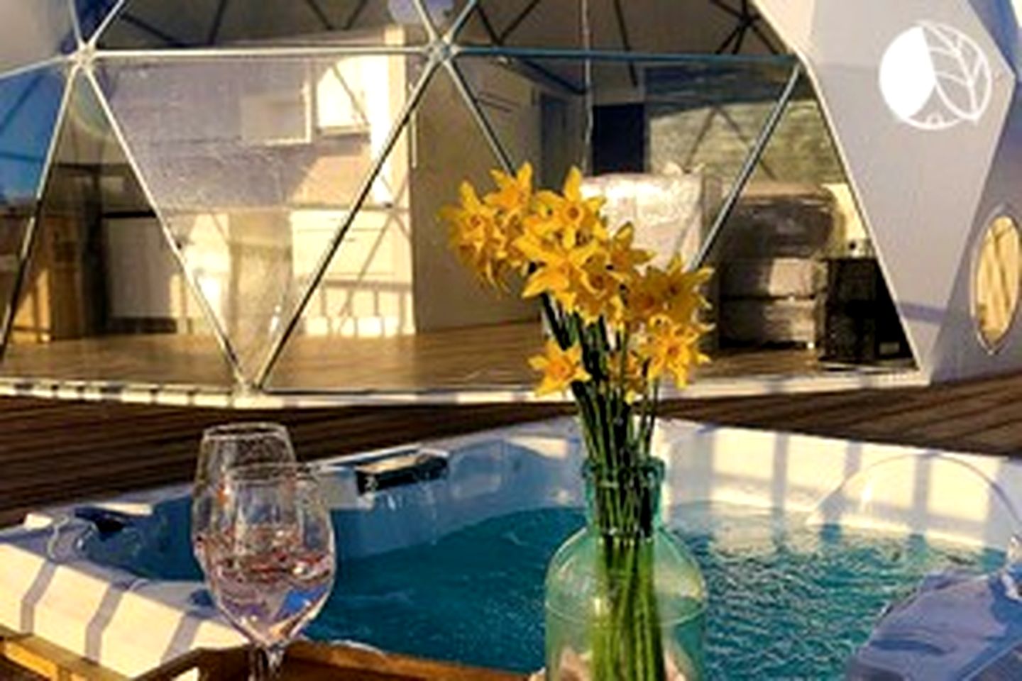 Oceanfront Dome with a Hot Tub for a Romantic Getaway near Calheta Beach, Portugal | Domes (Prazeres, Madeira, Portugal)