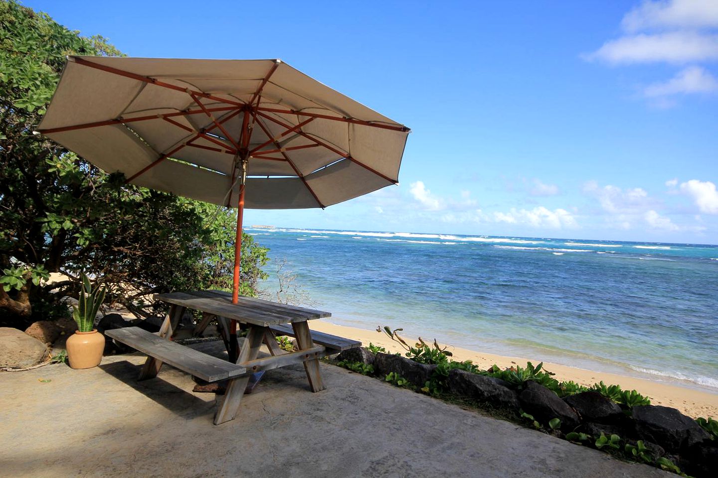 Beach Houses (Laie, Hawaii, United States)