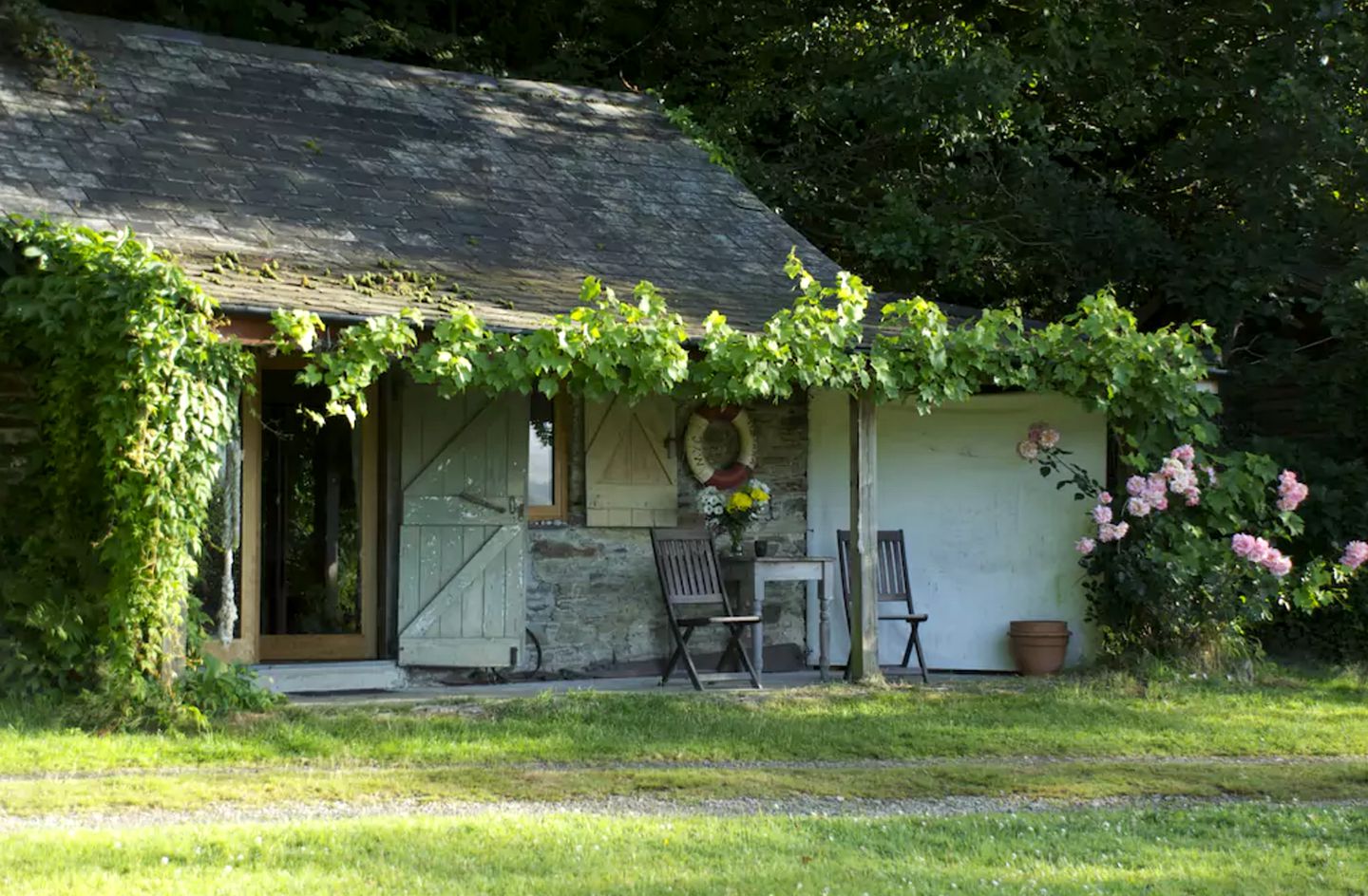 Cozy Two Person Vacation Cottage in the Tamar Valley, England