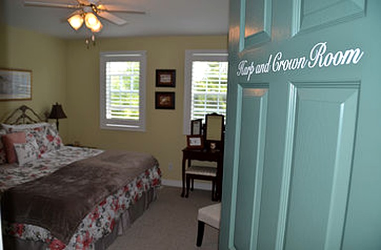 Nature Lodges (Niagara-on-the-Lake, Ontario, Canada)