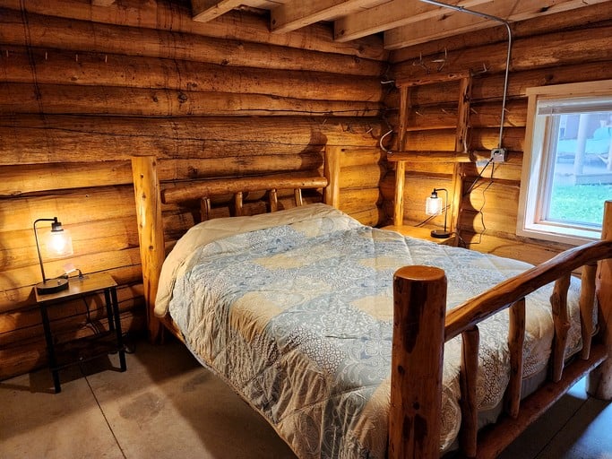 Cabins (United States of America, White Cloud, Michigan)