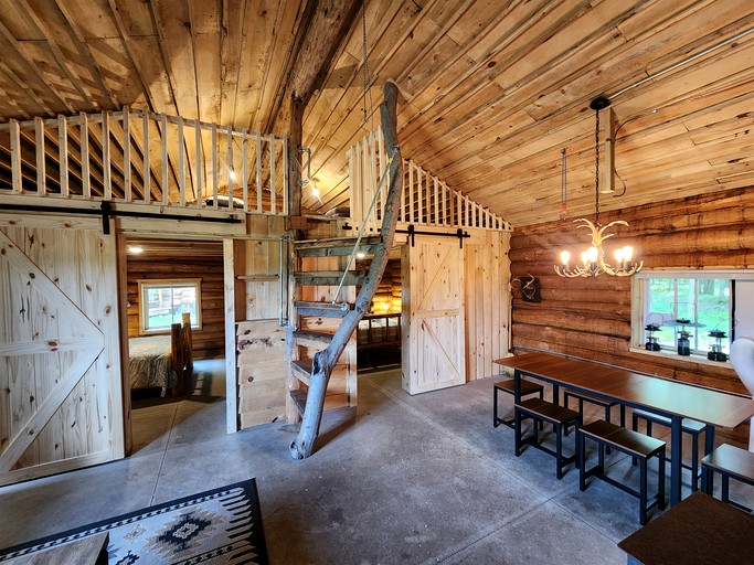 Cabins (United States of America, White Cloud, Michigan)