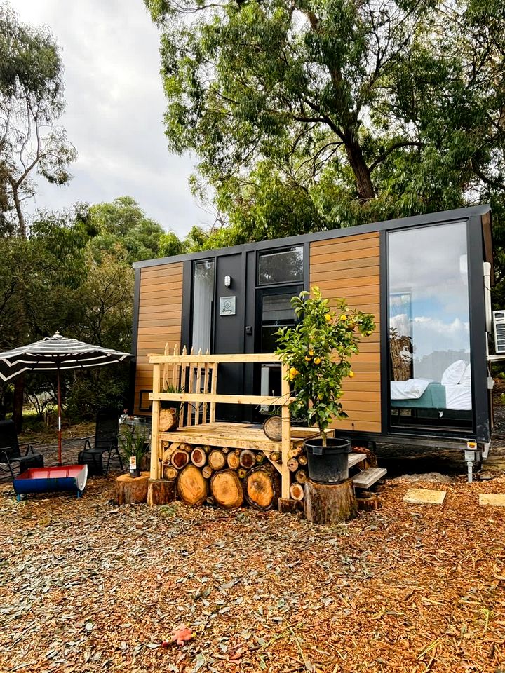 Breathtaking Tiny House Surrounded by Trees in Yarra Junction, Victoria