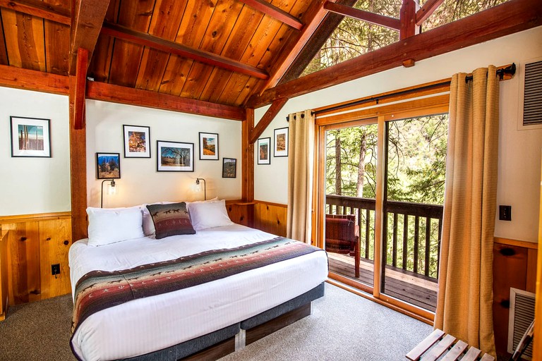 Secluded Cabin Rental for Group Vacation in Oak Creek Canyon | Cabins (Sedona, Arizona, United States of America)