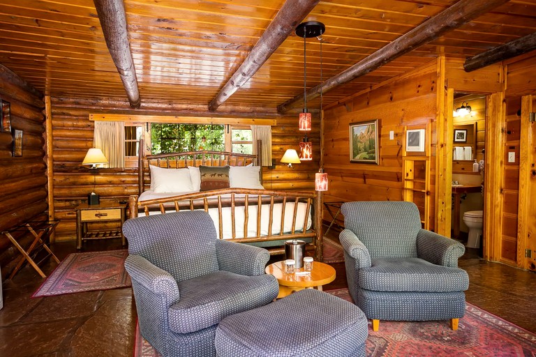 Rustic Cabin Camping Rental with Beautiful Views in Sedona, Arizona | Cabins (Sedona, Arizona, United States of America)