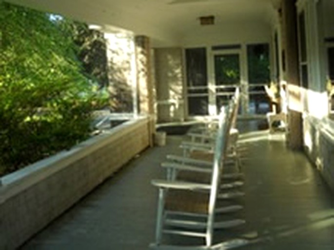 Nature Lodges (Orient, New York, United States)